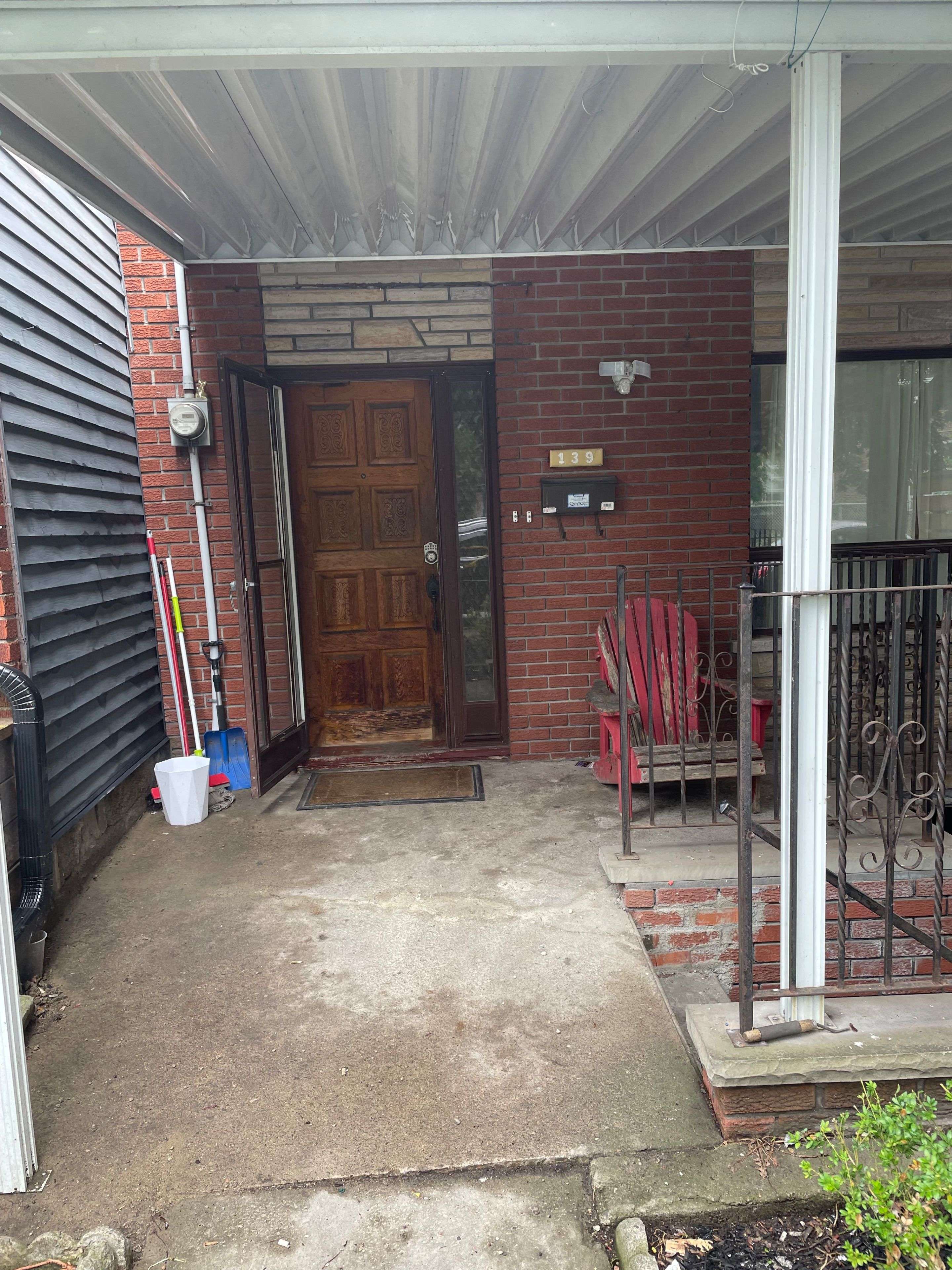139 Lippincott ST #MAINFLOOR, Toronto C01, ON M5S 2P3