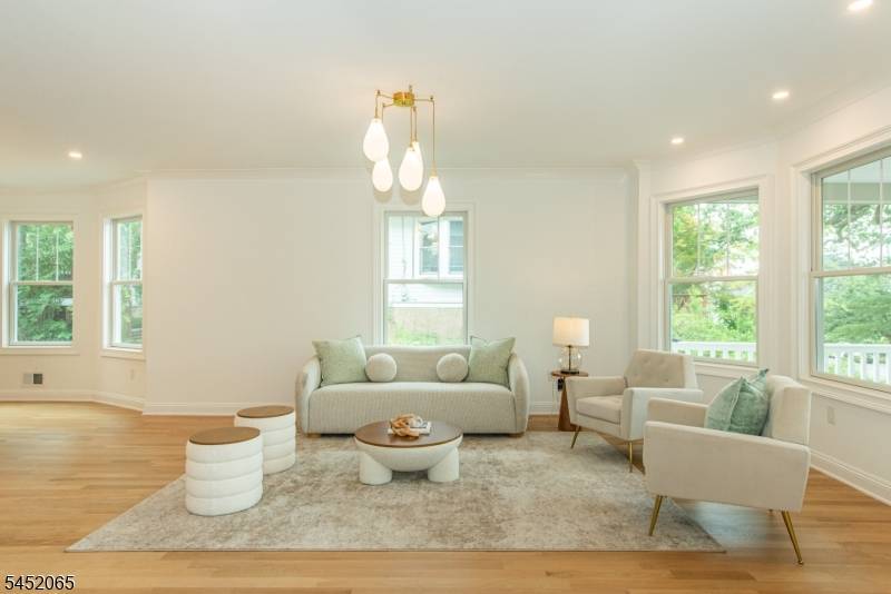 28 Mountain Ave, Summit City, NJ 07901