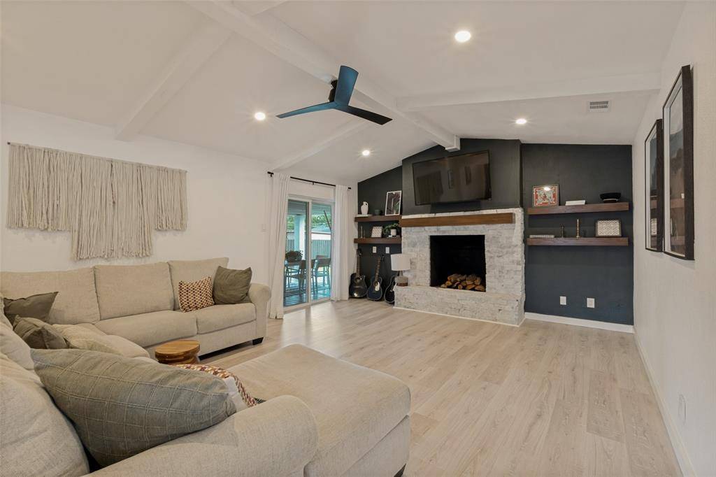7022 Kiva Lane, Dallas, TX 75227