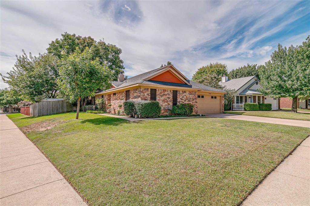 1440 Thistlewood Lane, Grapevine, TX 76051