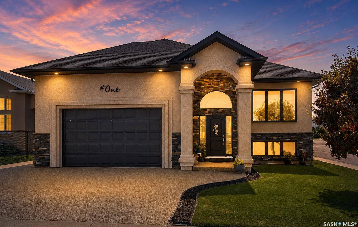 1 Glen Howard WAY, Prince Albert, SK S6X 0A9