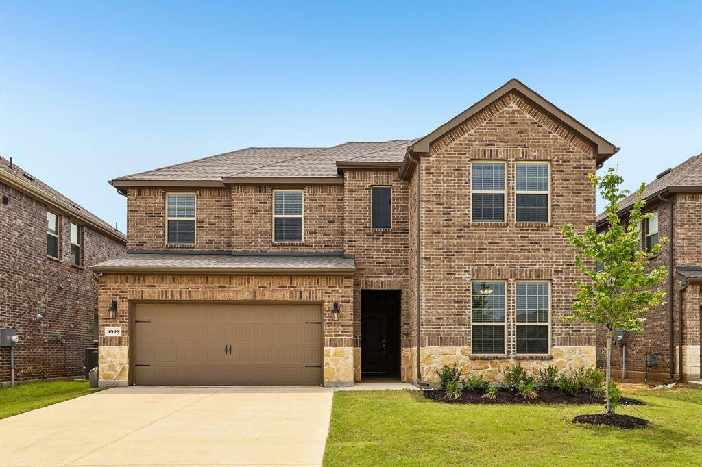 9808 Fall Brook Drive, Aubrey, TX 76227