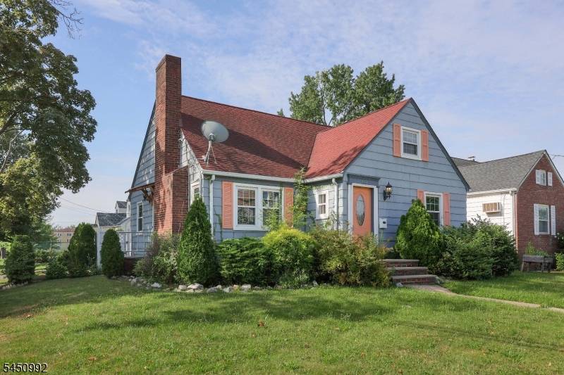 164 W Grant Ave, Roselle Park Boro, NJ 07204