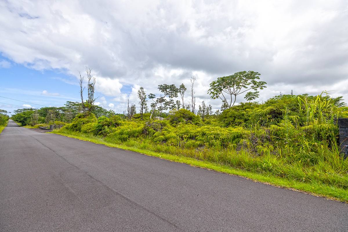 1ST AVE, Keaau, HI 96749