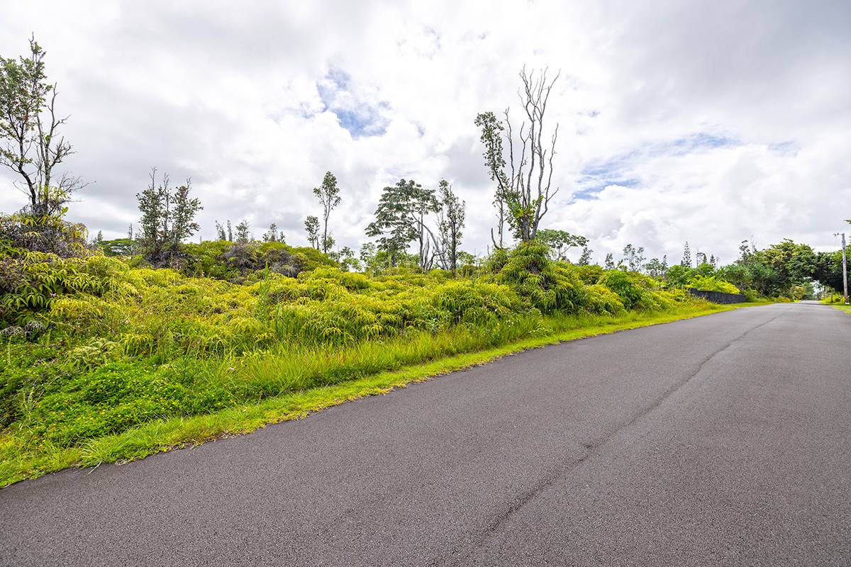 1ST AVE, Keaau, HI 96749