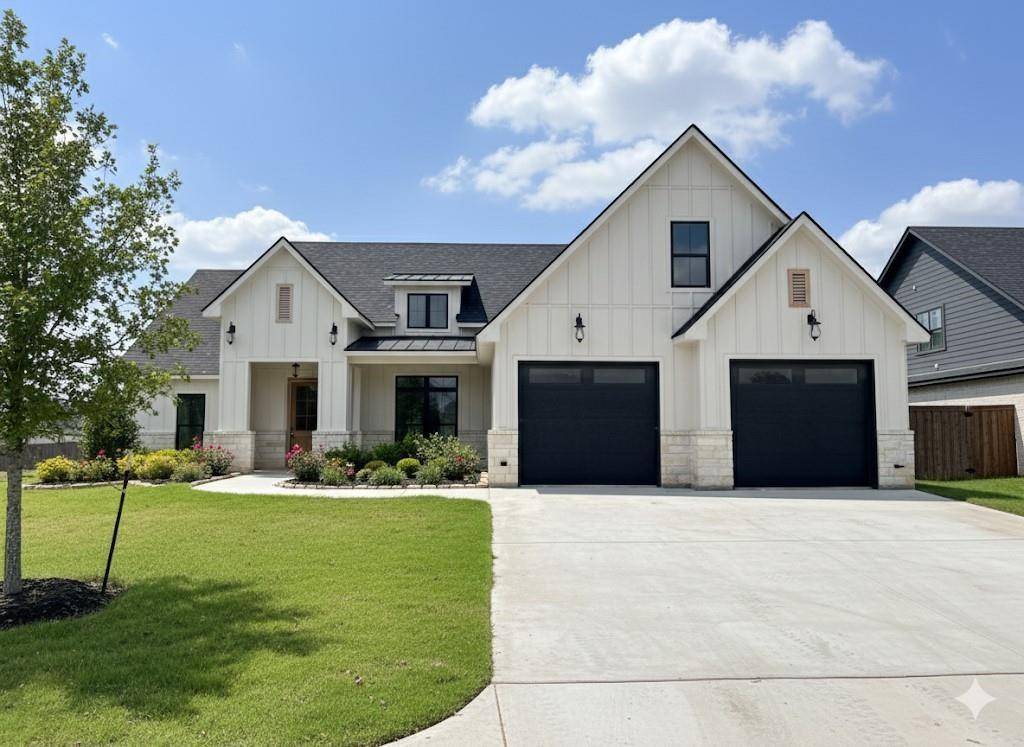 2033 Nichole Boulevard, Pottsboro, TX 75076