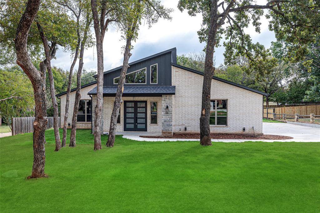9703 Rosalie Court, Granbury, TX 76049
