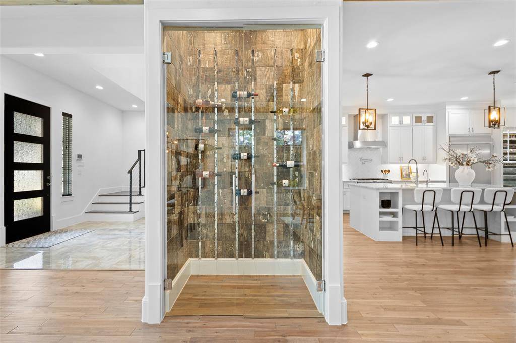 6118 Belmont Avenue, Dallas, TX 75214
