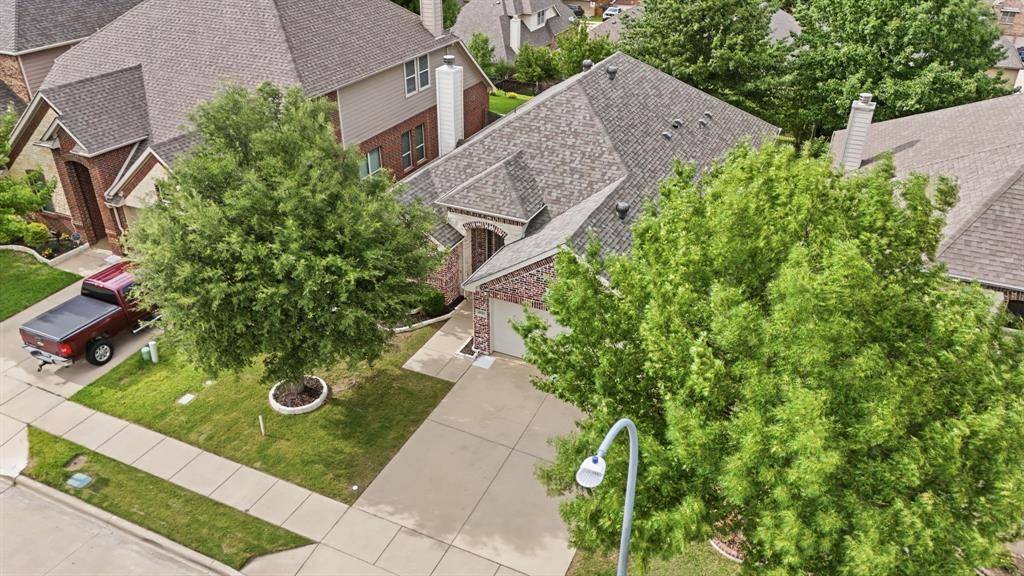 4521 Lakeside Hollow Street, Fort Worth, TX 76262