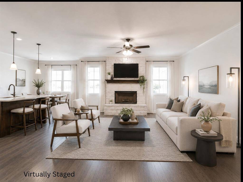 340 Sanger Drive, Springtown, TX 76082