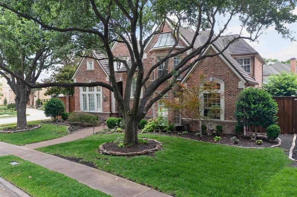 5700 Walden Drive, Plano, TX 75093