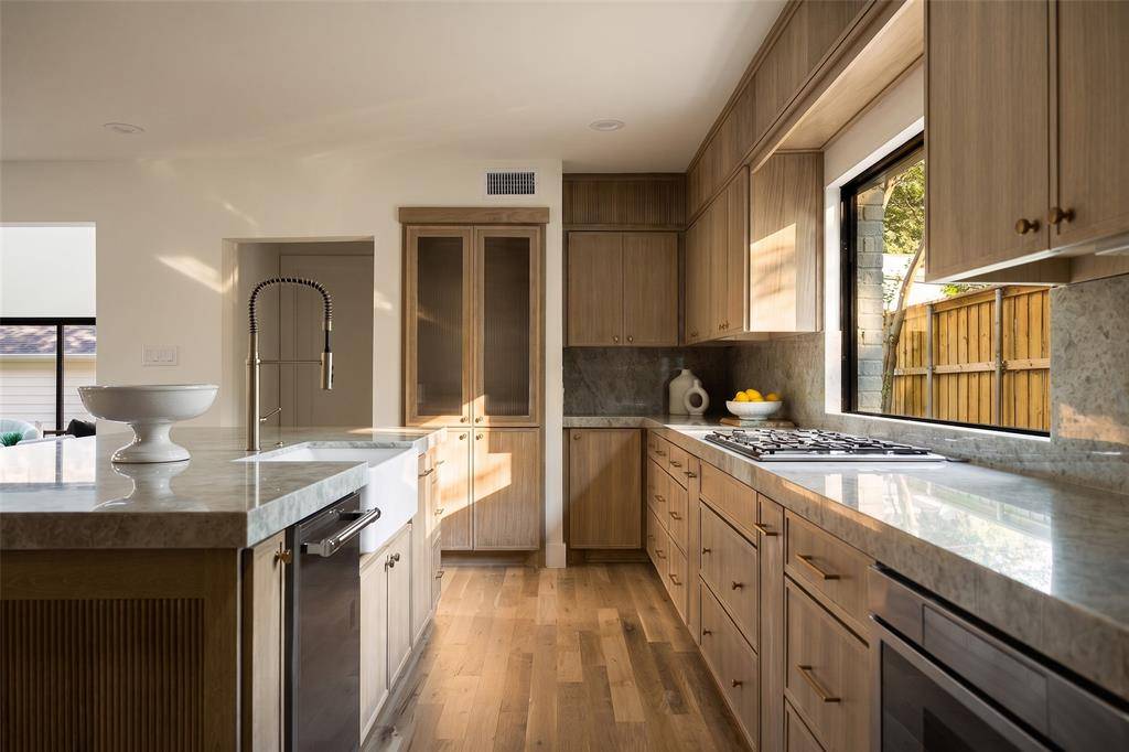 4535 Westway Avenue, Highland Park, TX 75205