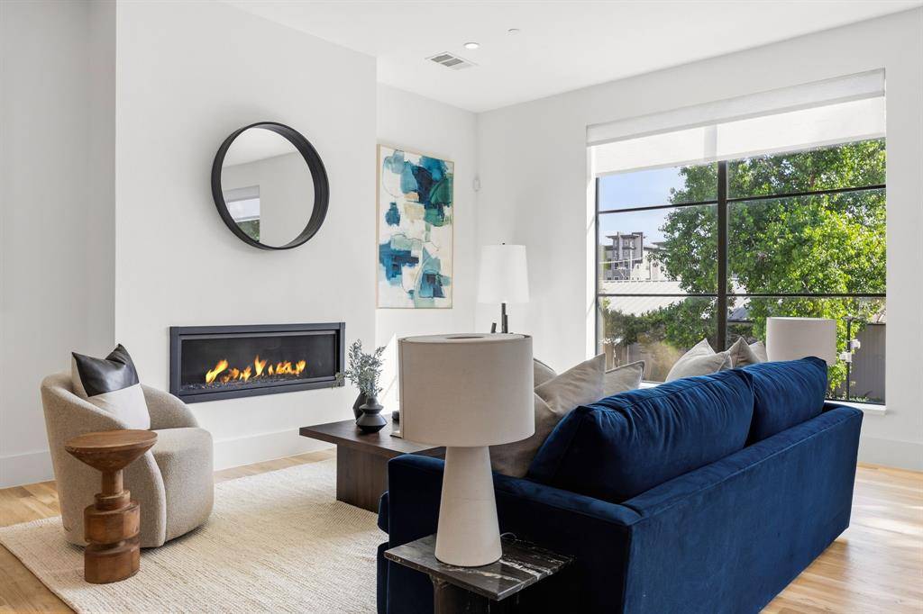 2719 Reagan Street #104, Dallas, TX 75219