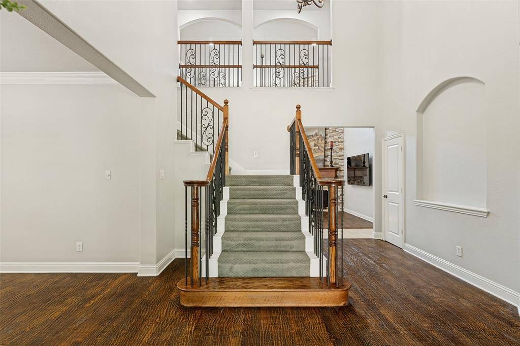 10325 Fire Ridge Drive, Frisco, TX 75033