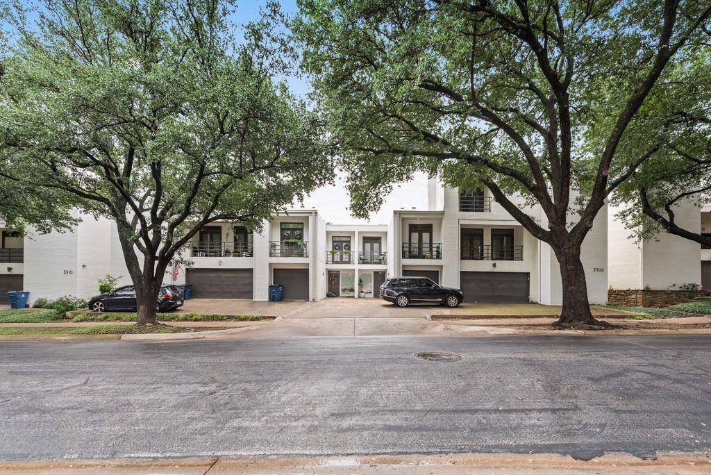 3906 Buena Vista Street #18, Dallas, TX 75204