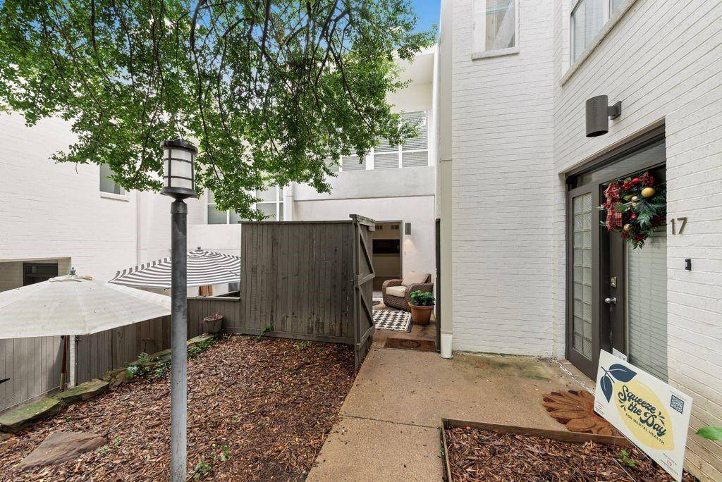 3906 Buena Vista Street #18, Dallas, TX 75204