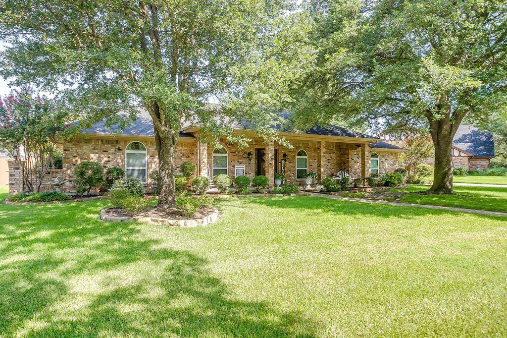 922 Highland Drive, Cleburne, TX 76033
