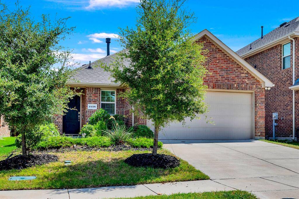 2138 Hobby Drive, Forney, TX 75126