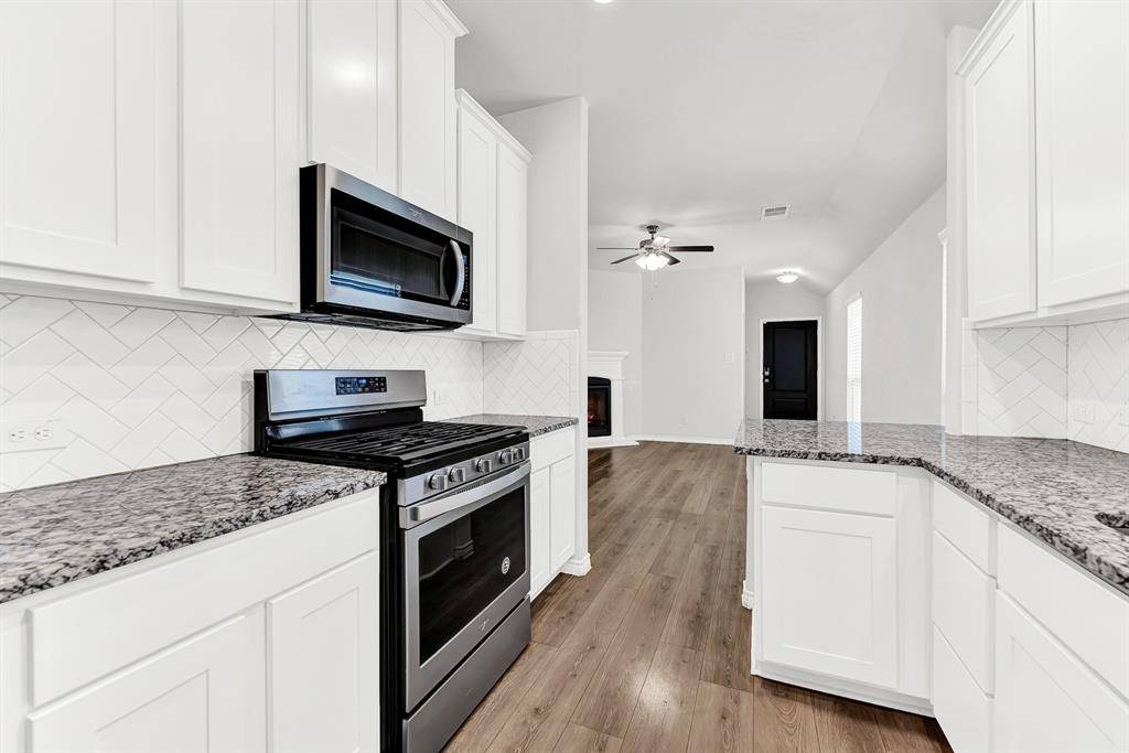 2138 Hobby Drive, Forney, TX 75126