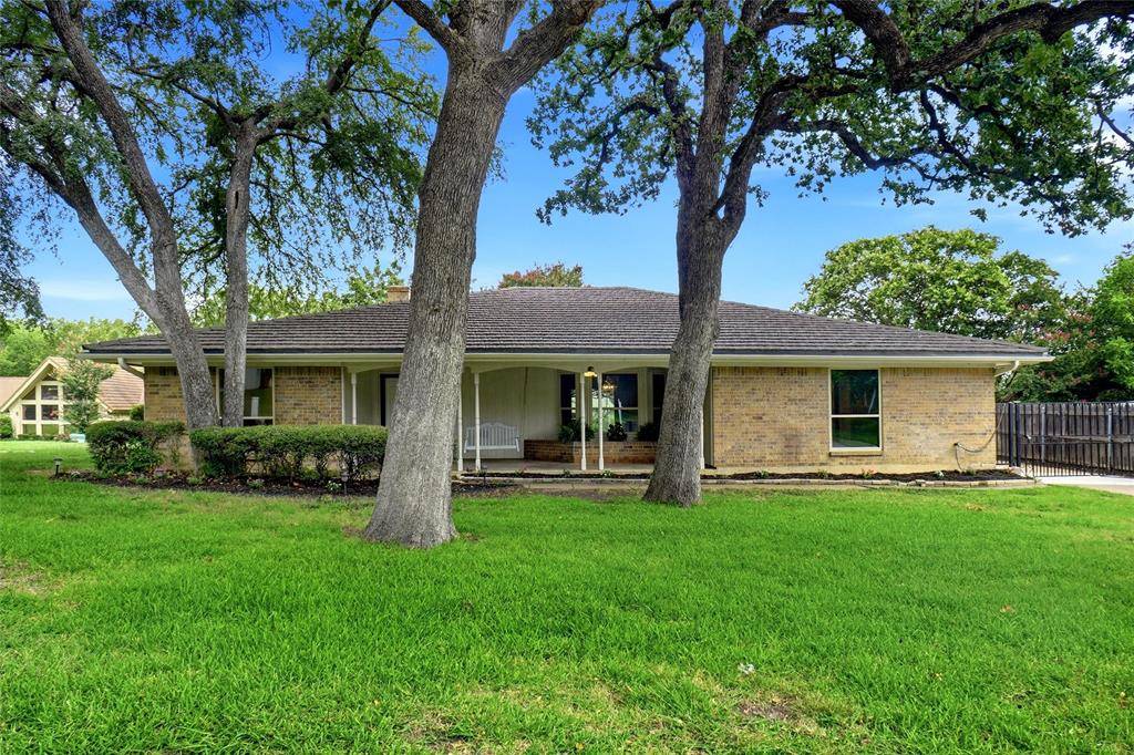 241 Timberlake Drive, Azle, TX 76020