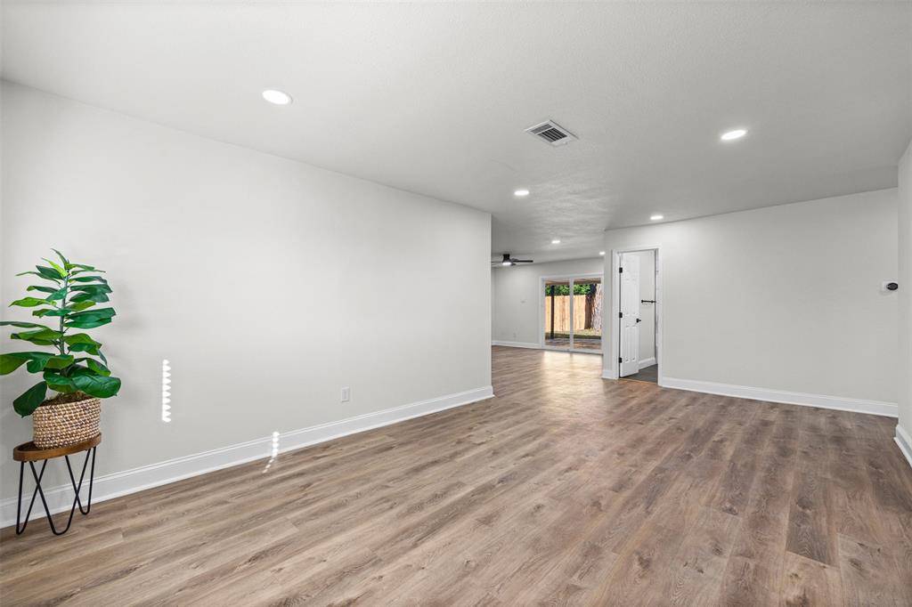 7000 Overhill Road, Fort Worth, TX 76116