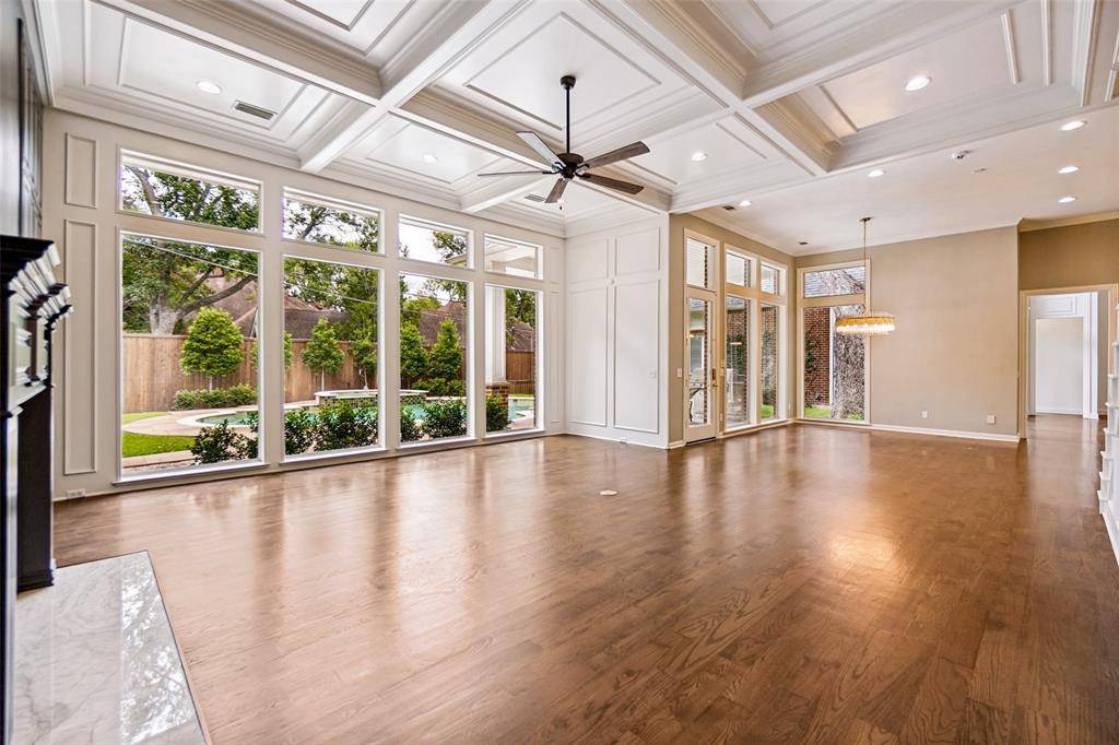 6022 Waggoner Drive, Dallas, TX 75230