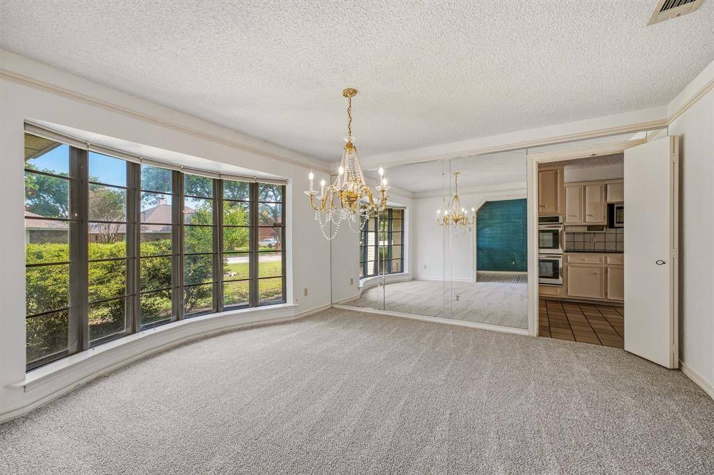 4413 Quail Hollow Road, Fort Worth, TX 76133