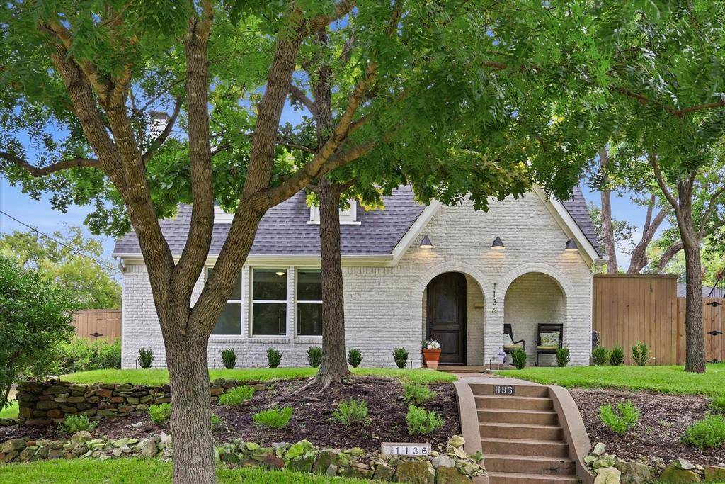 1136 Woodlawn Avenue, Dallas, TX 75208