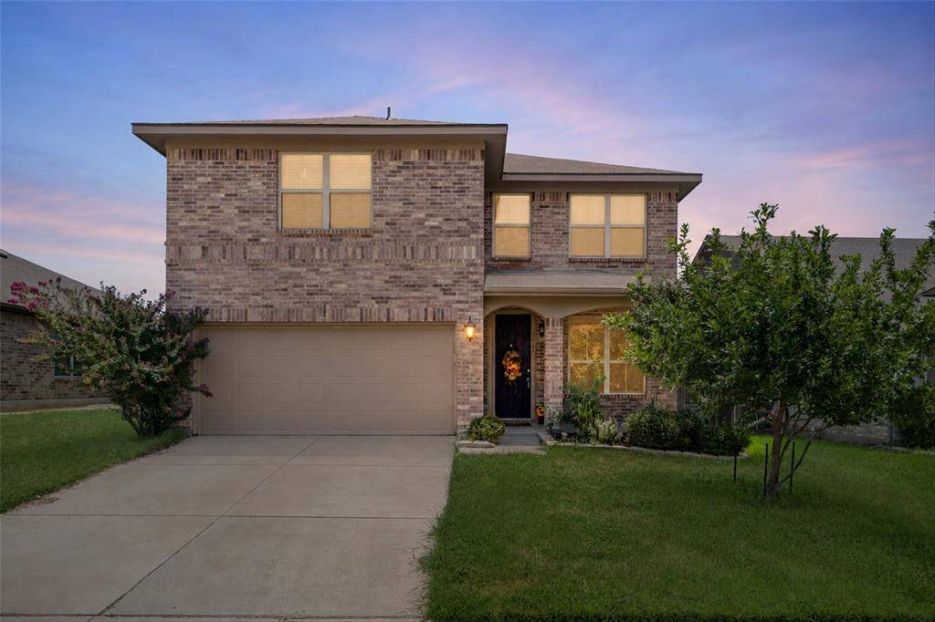 2917 Whitetail Chase Drive, Fort Worth, TX 76108