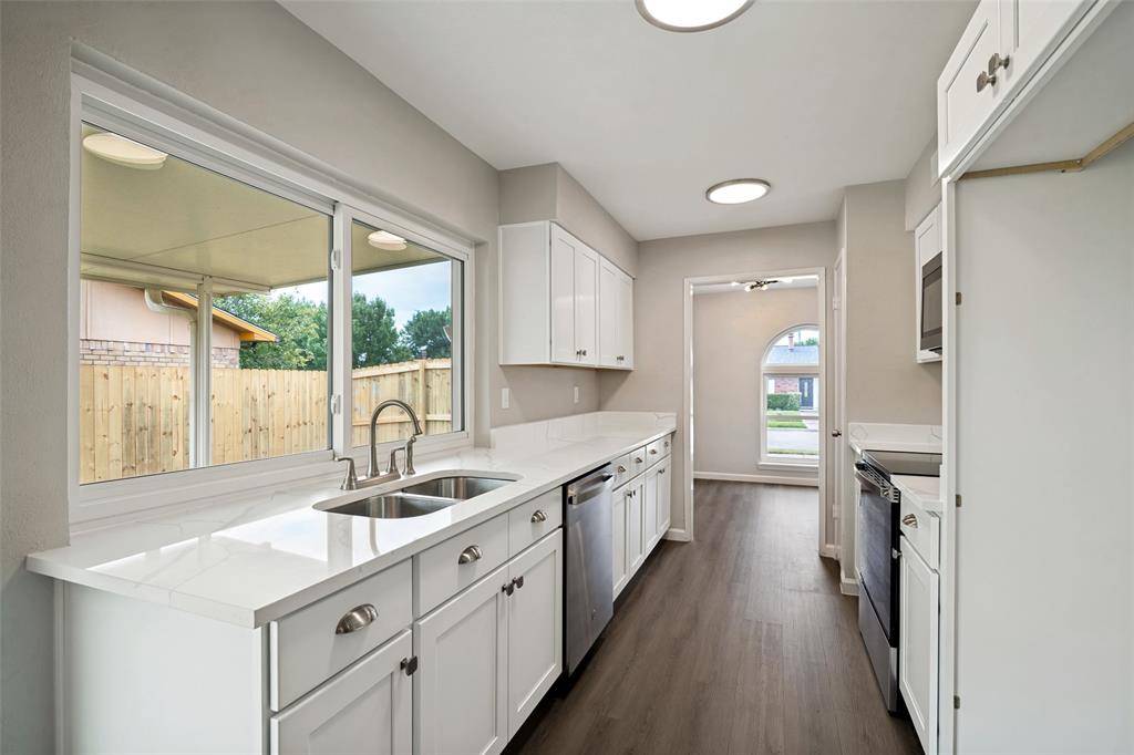 2909 Flagstone Drive, Garland, TX 75044