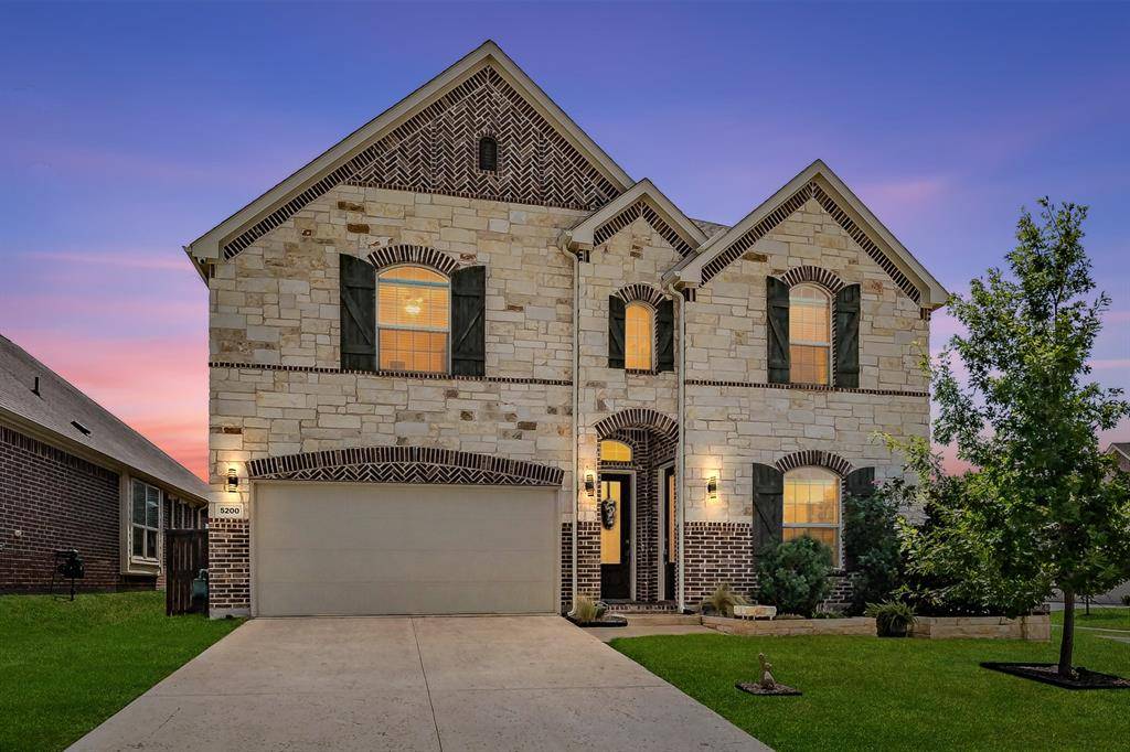 5200 Bradford Green Trail, Flower Mound, TX 75028