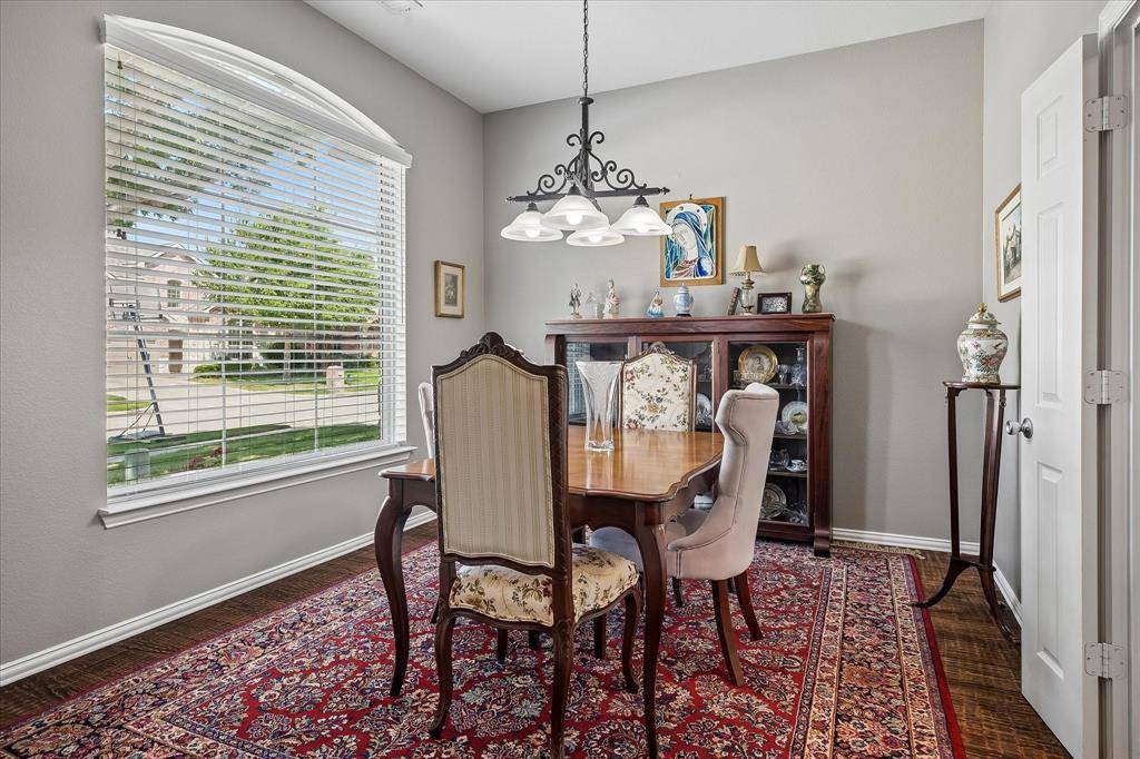 1911 Fairlake Drive, Wylie, TX 75098