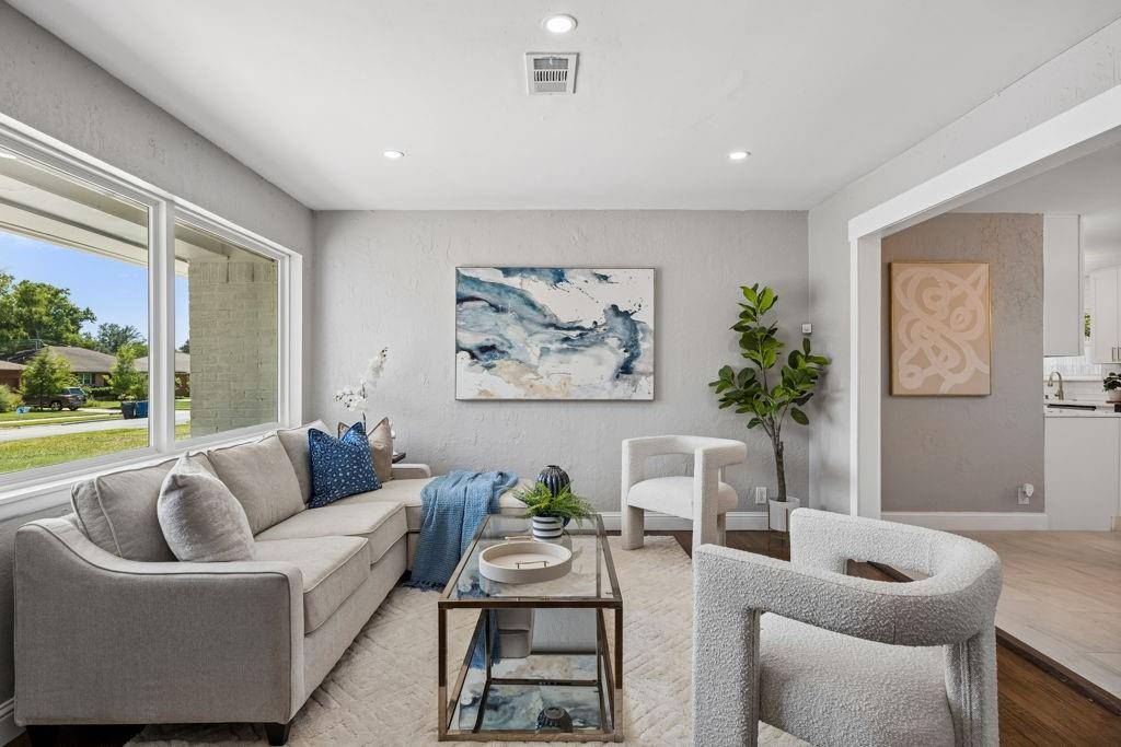2637 Materhorn Drive, Dallas, TX 75228