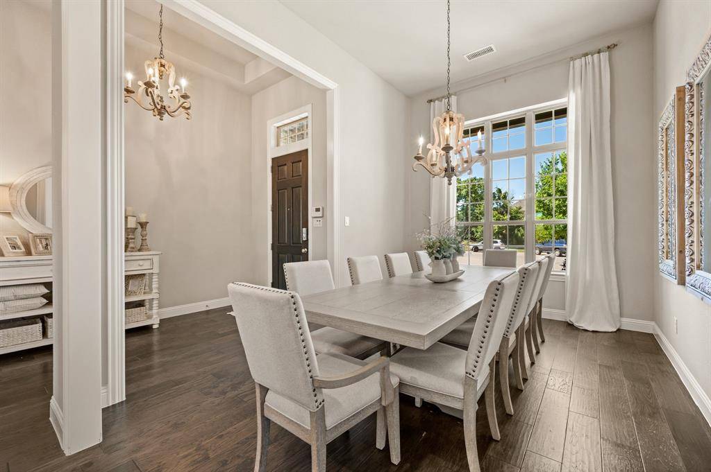 9901 Compass Rose Court, Oak Point, TX 75068