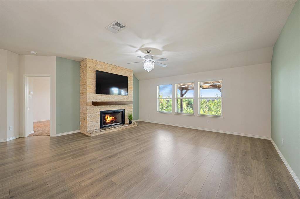 556 Declaration Way, Fate, TX 75189