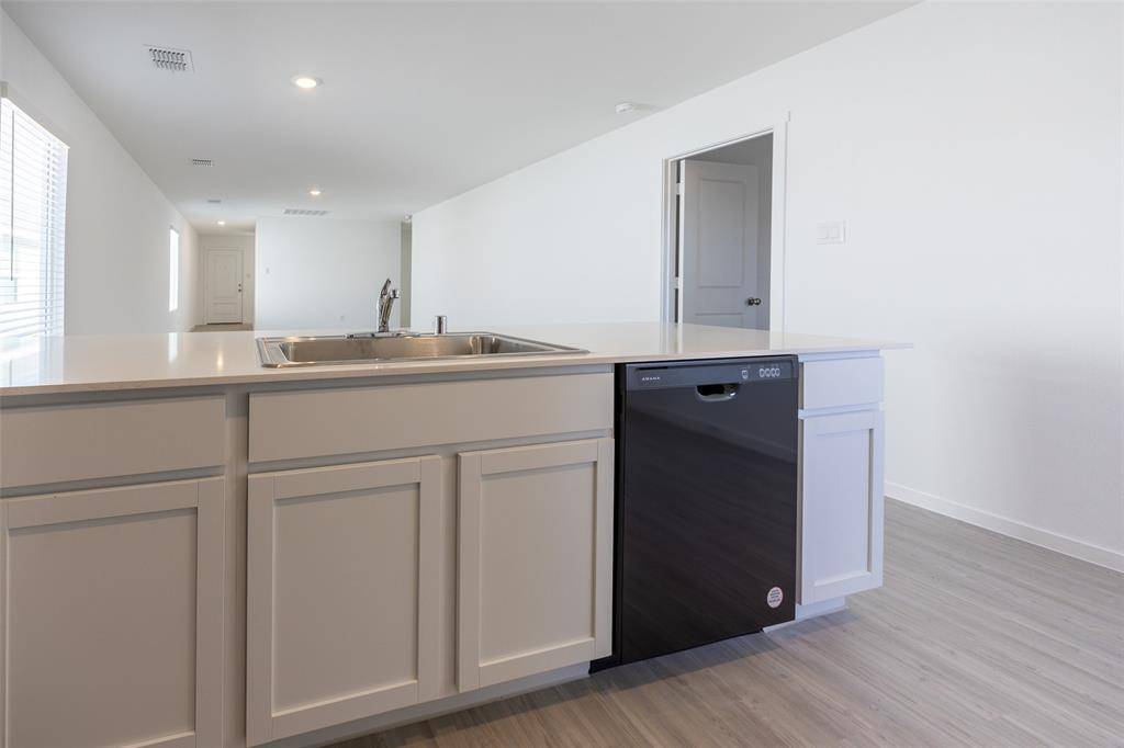 313 Thresher Lane, Princeton, TX 75407