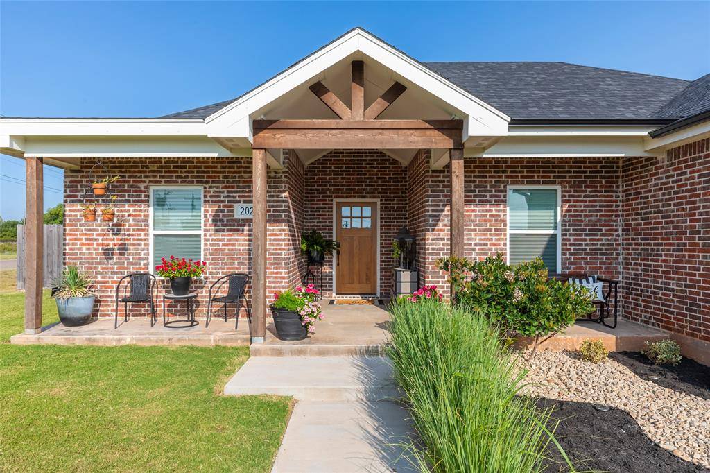 202 Marlin Street, Clyde, TX 79510