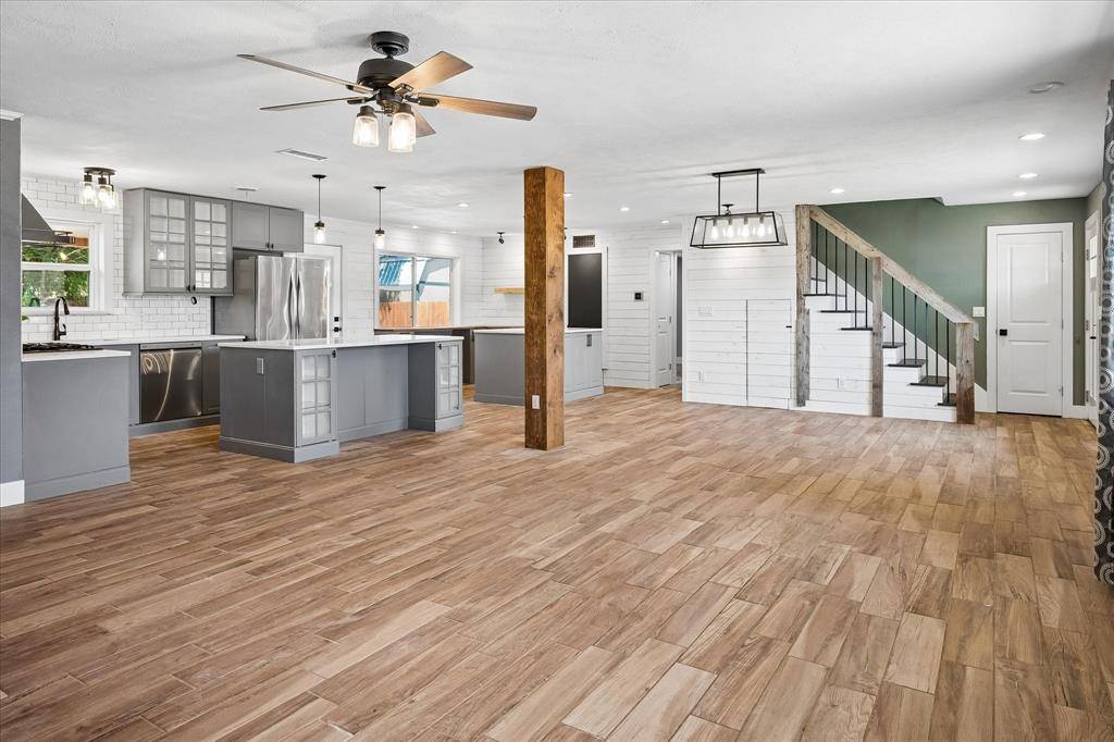 6729 Marilyn Lane, North Richland Hills, TX 76180