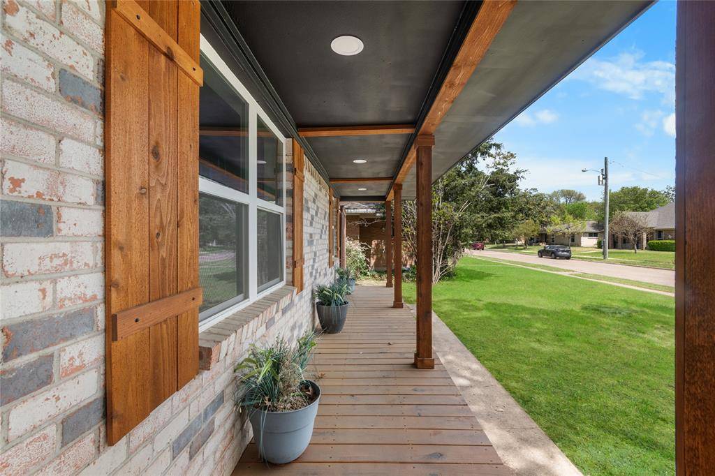 6211 Symphony Lane, Dallas, TX 75227