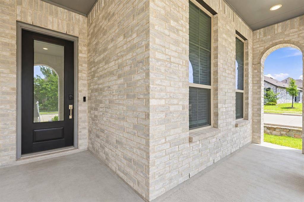 2410 Doncaster Drive, Forney, TX 75126