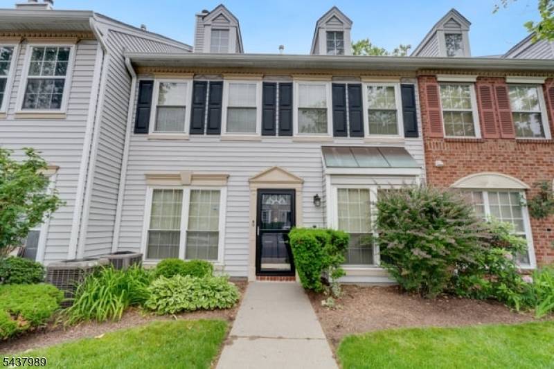 23 Boston Ct, Newark City, NJ 07103