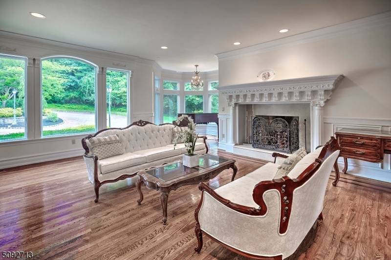 22 Sherwood Farm Rd, Far Hills Boro, NJ 07931