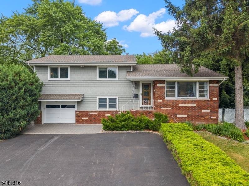 760 Grove St, Clifton City, NJ 07013
