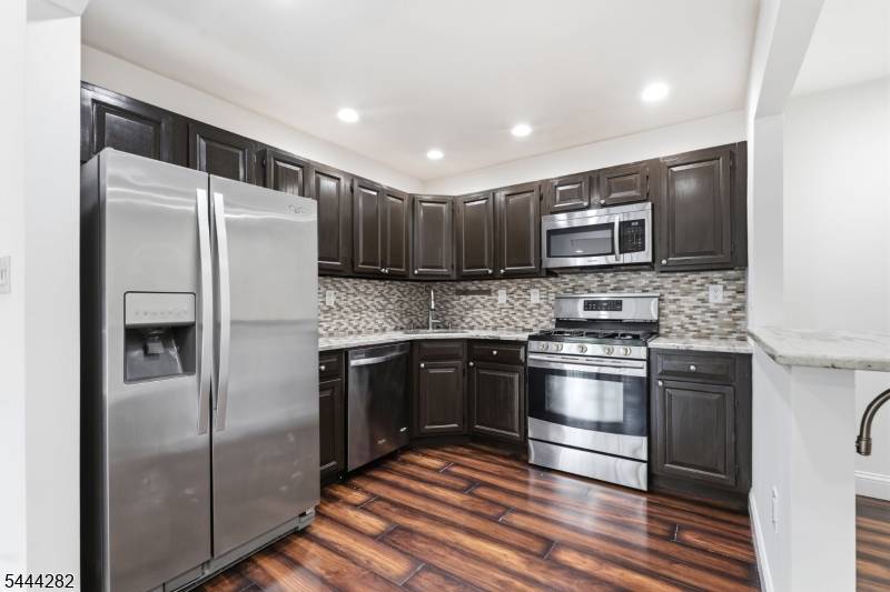 3413 Winder Dr, Bridgewater Twp., NJ 08807