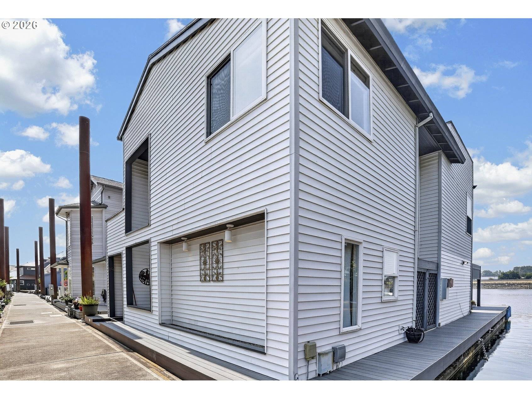 2630 N Hayden Island DR #19, Portland, OR 97217
