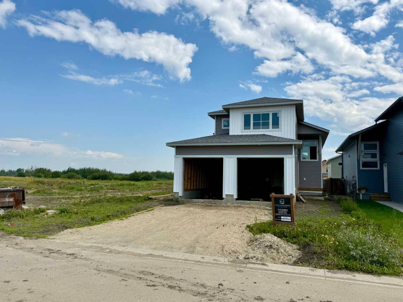 8517 87A ST, Grande Prairie, AB T8X 0R6