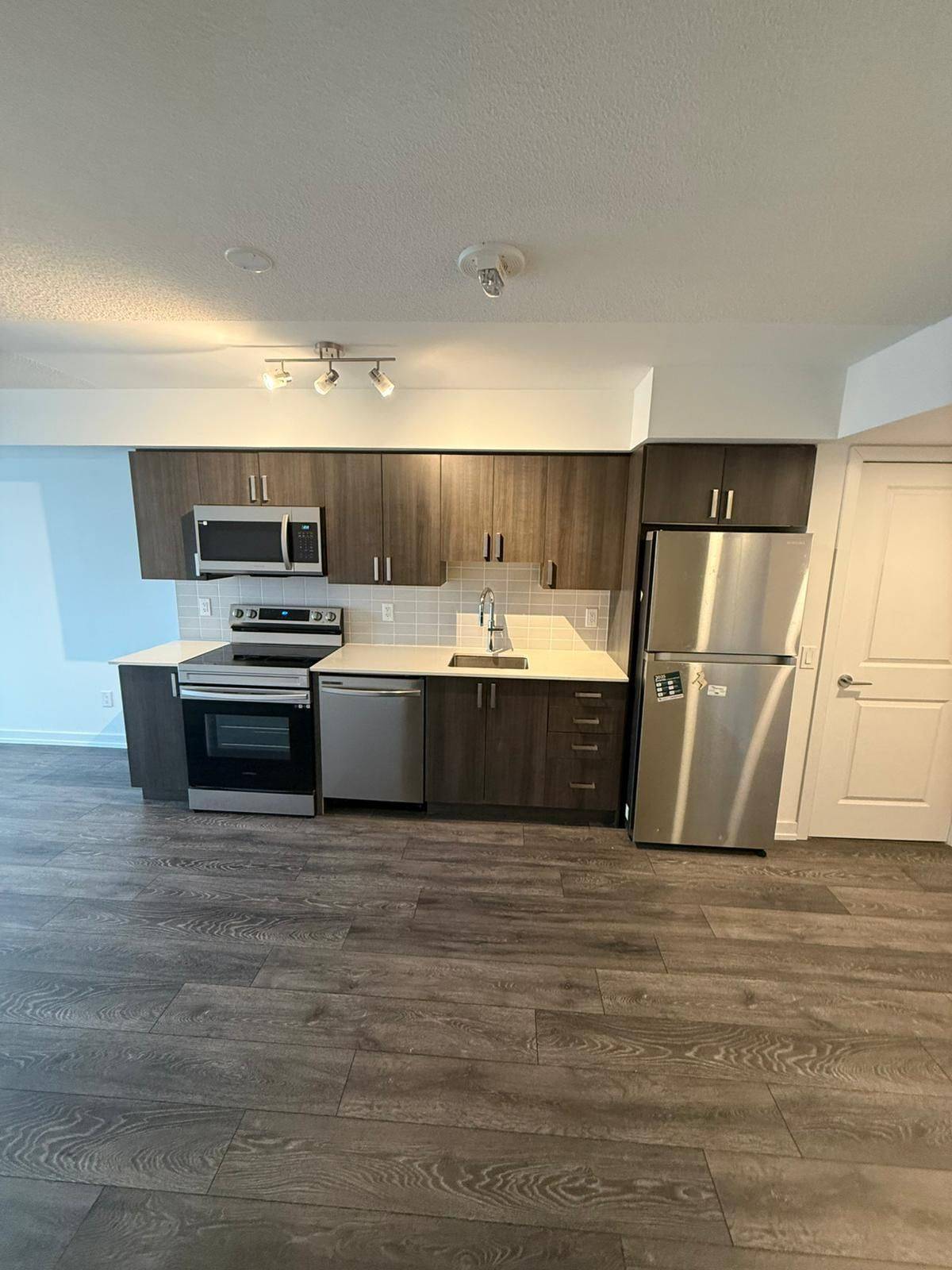 1455 Celebration DR #901, Pickering, ON L1W 1L8