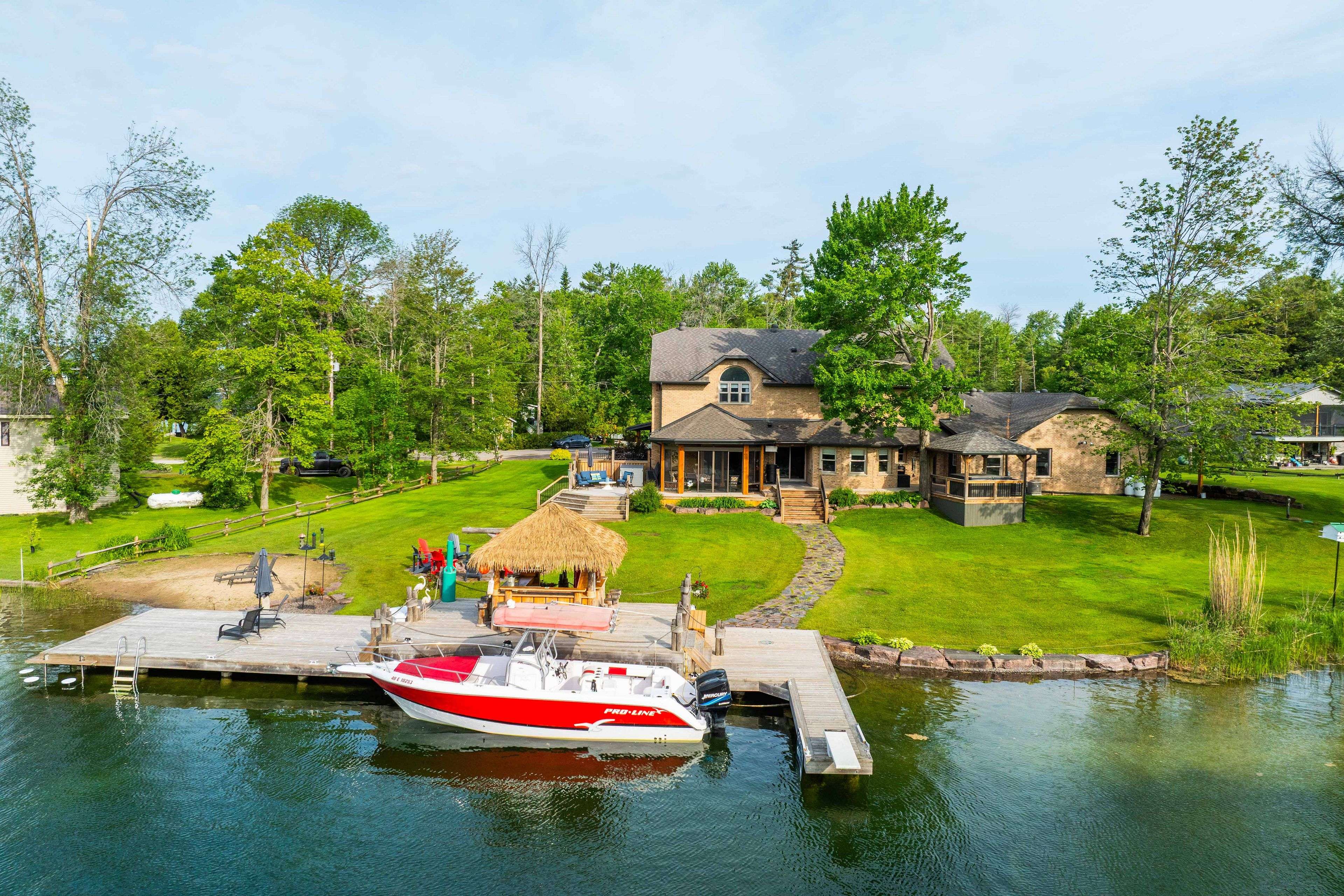 7583 Oak Point RD, Ramara, ON L0K 2B0