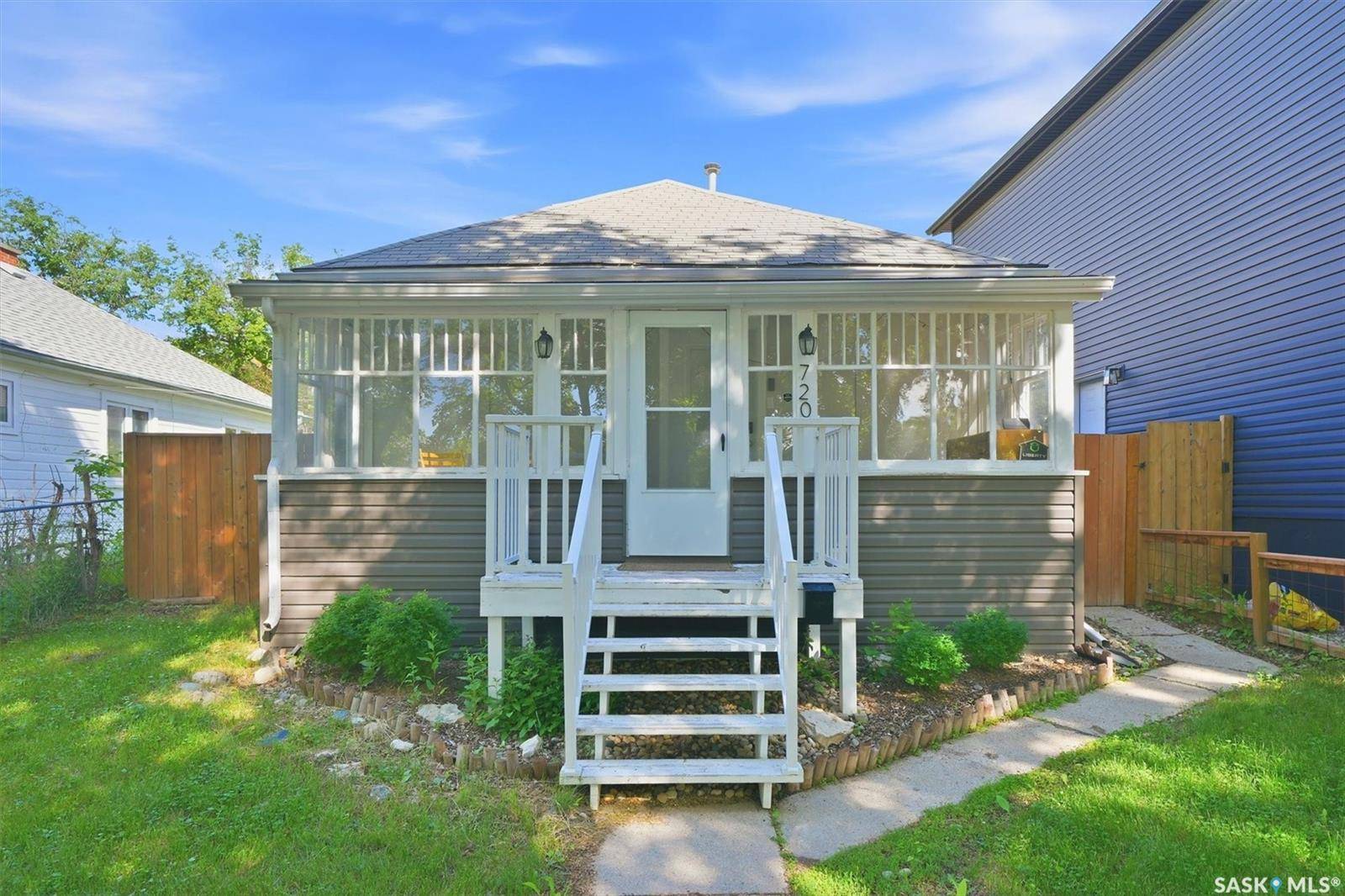 720 Walmer ROAD, Saskatoon, SK S7L 0E4