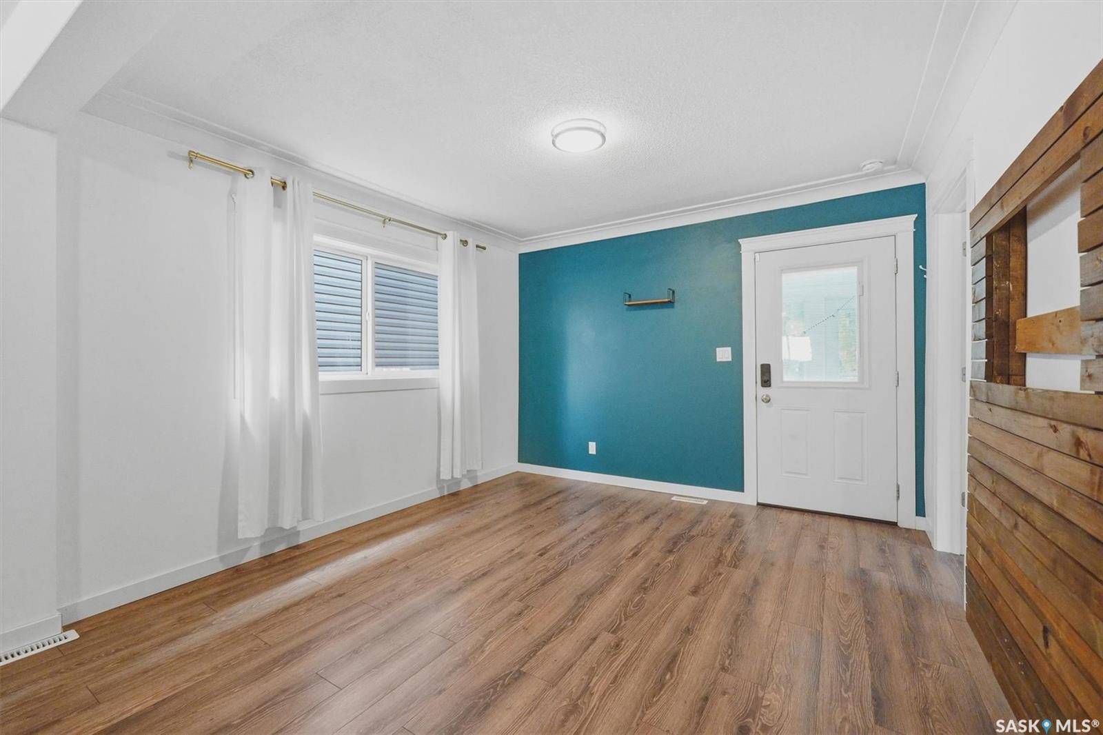 720 Walmer ROAD, Saskatoon, SK S7L 0E4